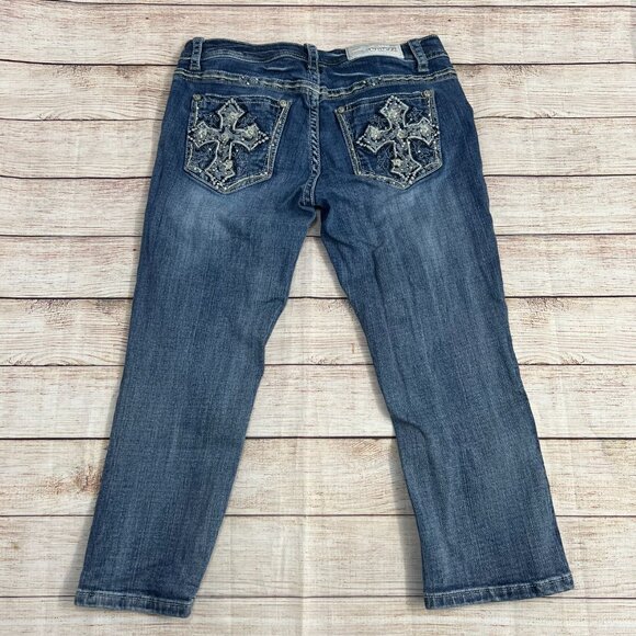 Grace In LA Capri Jeans Size 29 Embellished Cross Pockets Rhinestone Bling - Picture 2 of 15